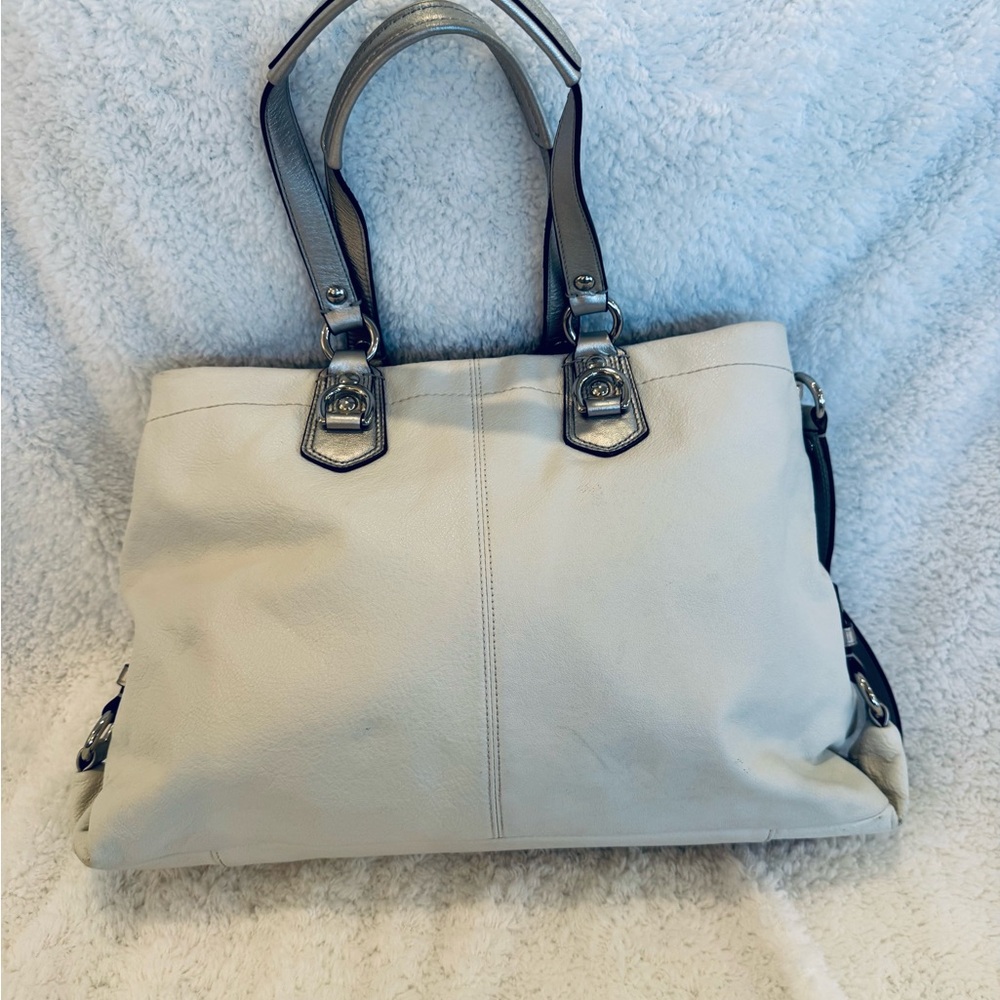 Coach Ashley Leather Satchel White Silver F15513 Like New - Picture 3 of 9
